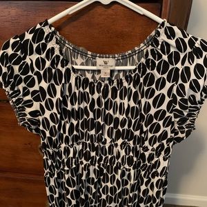 Black and white Worthington top
